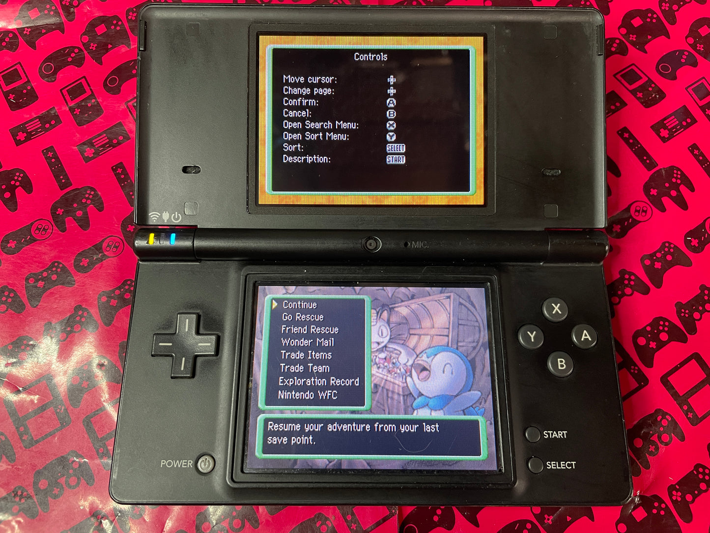 Black Nintendo DSi System (TWL-001) Nintendo DS