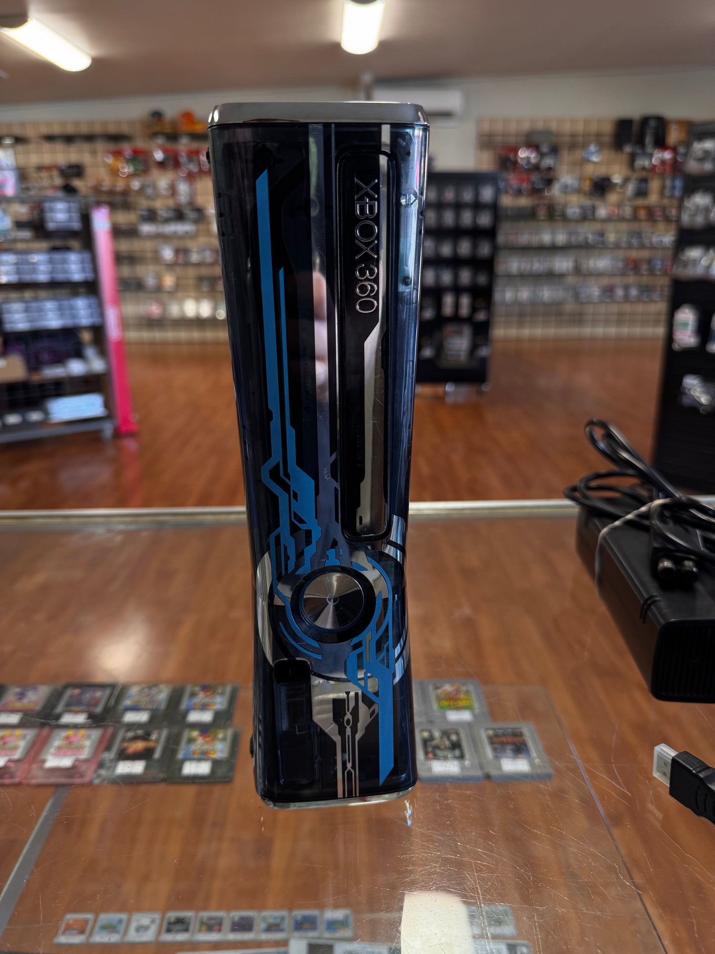 Halo 4 Limited Edition Console (Model 1439) Xbox 360