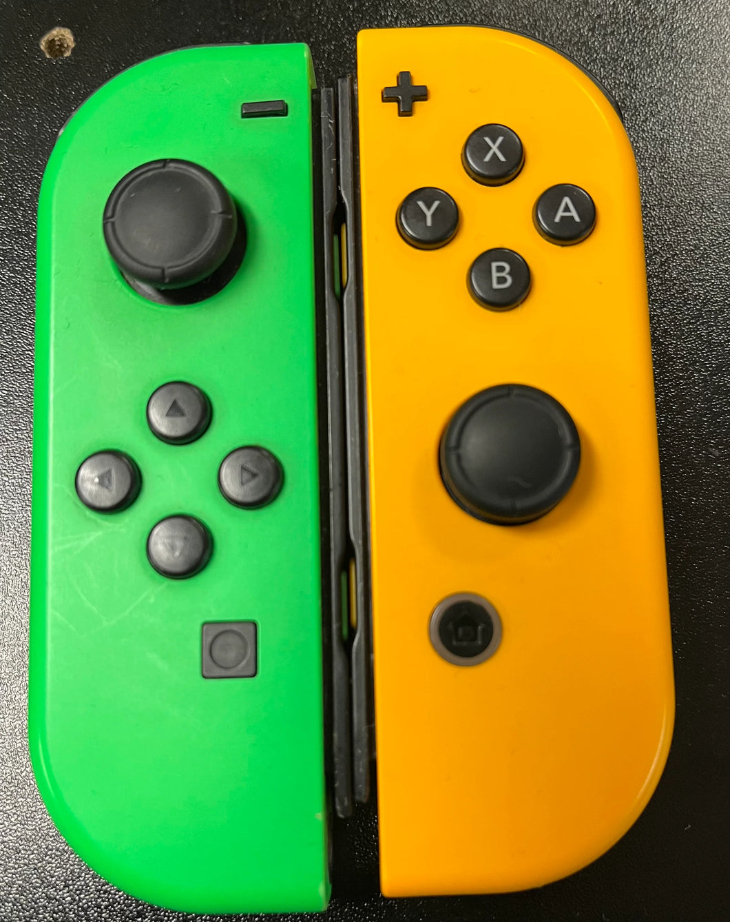 Joy-Con Neon Green & Neon Orange Nintendo Switch