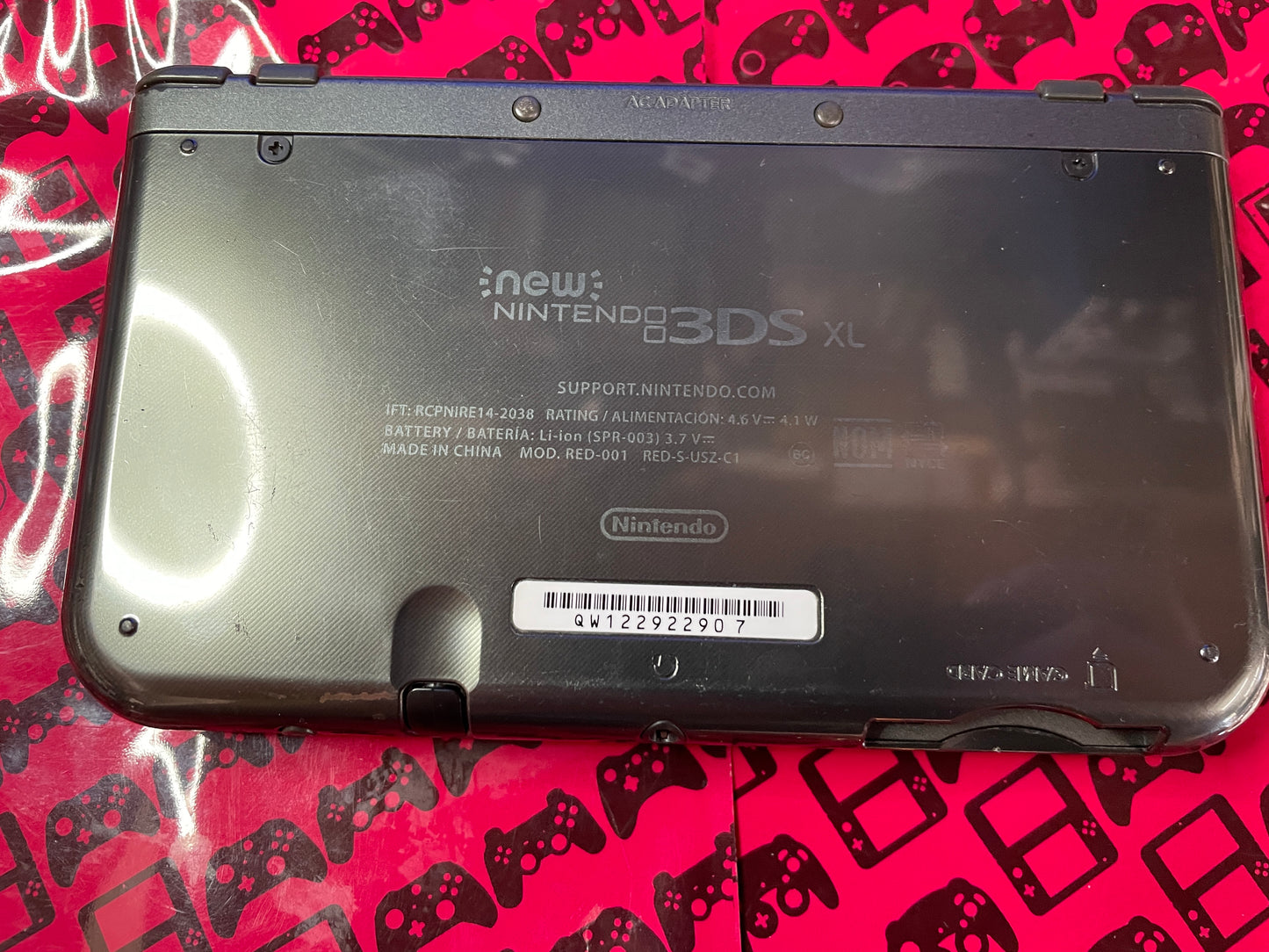 New Nintendo 3DS XL Black Nintendo 3DS CTR-001 Cosmo Black