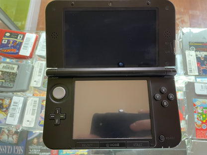 Black & Red Nintendo 3DS XL Nintendo 3DS
