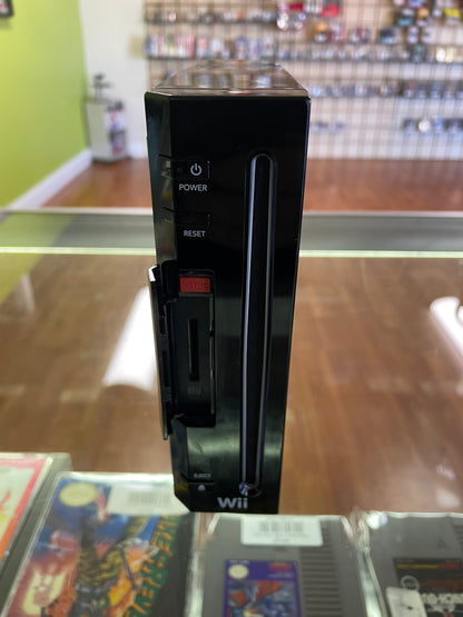 Black Nintendo Wii Console Wii RVL-001 (GameCube Compatible) (RVL-101)