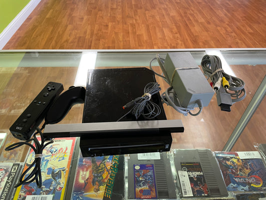 Black Nintendo Wii Console Wii RVL-001 (GameCube Compatible) (RVL-101)